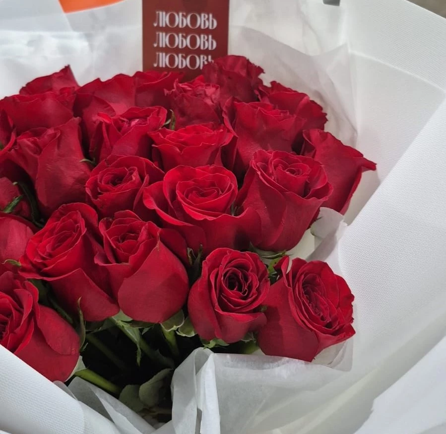 Какие страны обеспечивают Казахстан цветами